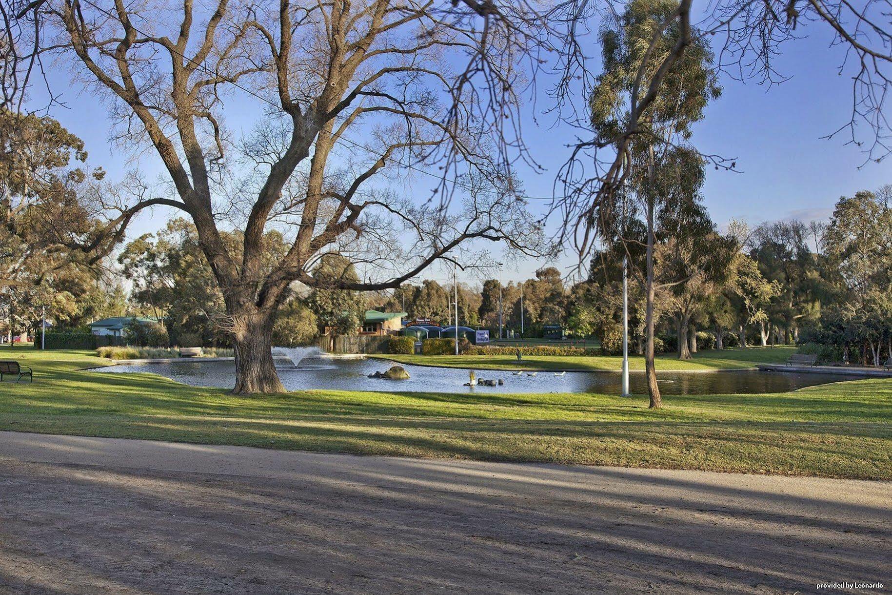 Melbourne'S Princes Park Hotel — Photos 3